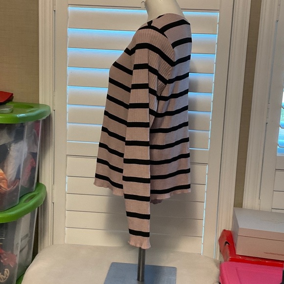 Forever 21 Pink and Black Striped Long Sleeve Top - Picture 4 of 6